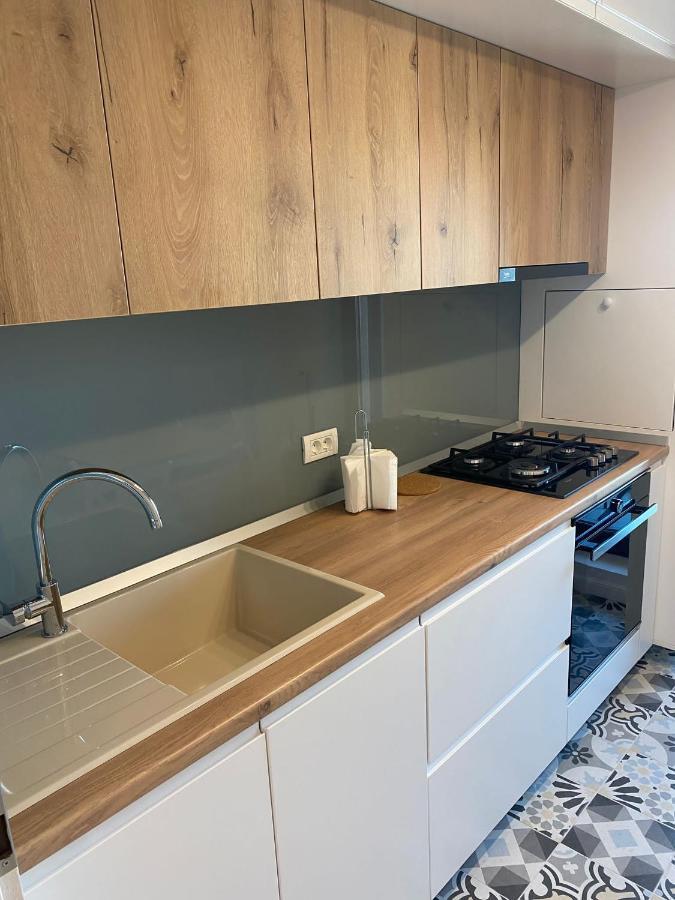 Plazza Studio Bukarest Exteriör bild