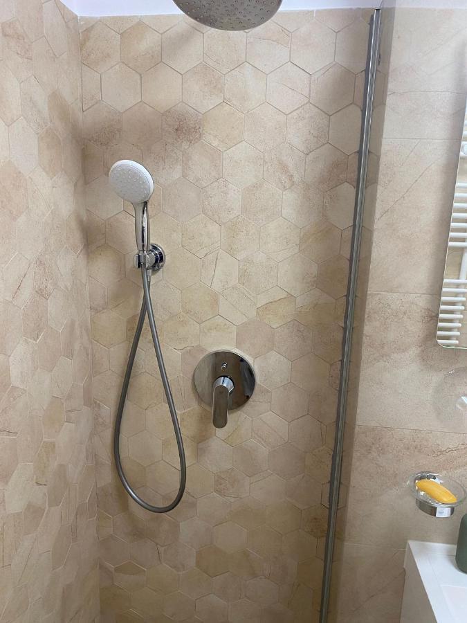 Plazza Studio Bukarest Exteriör bild