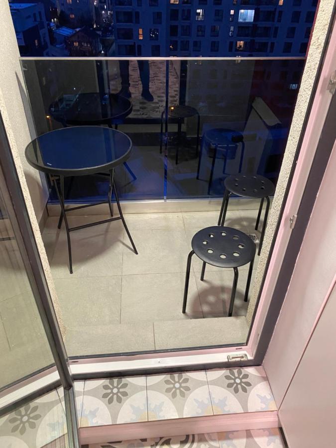 Plazza Studio Bukarest Exteriör bild